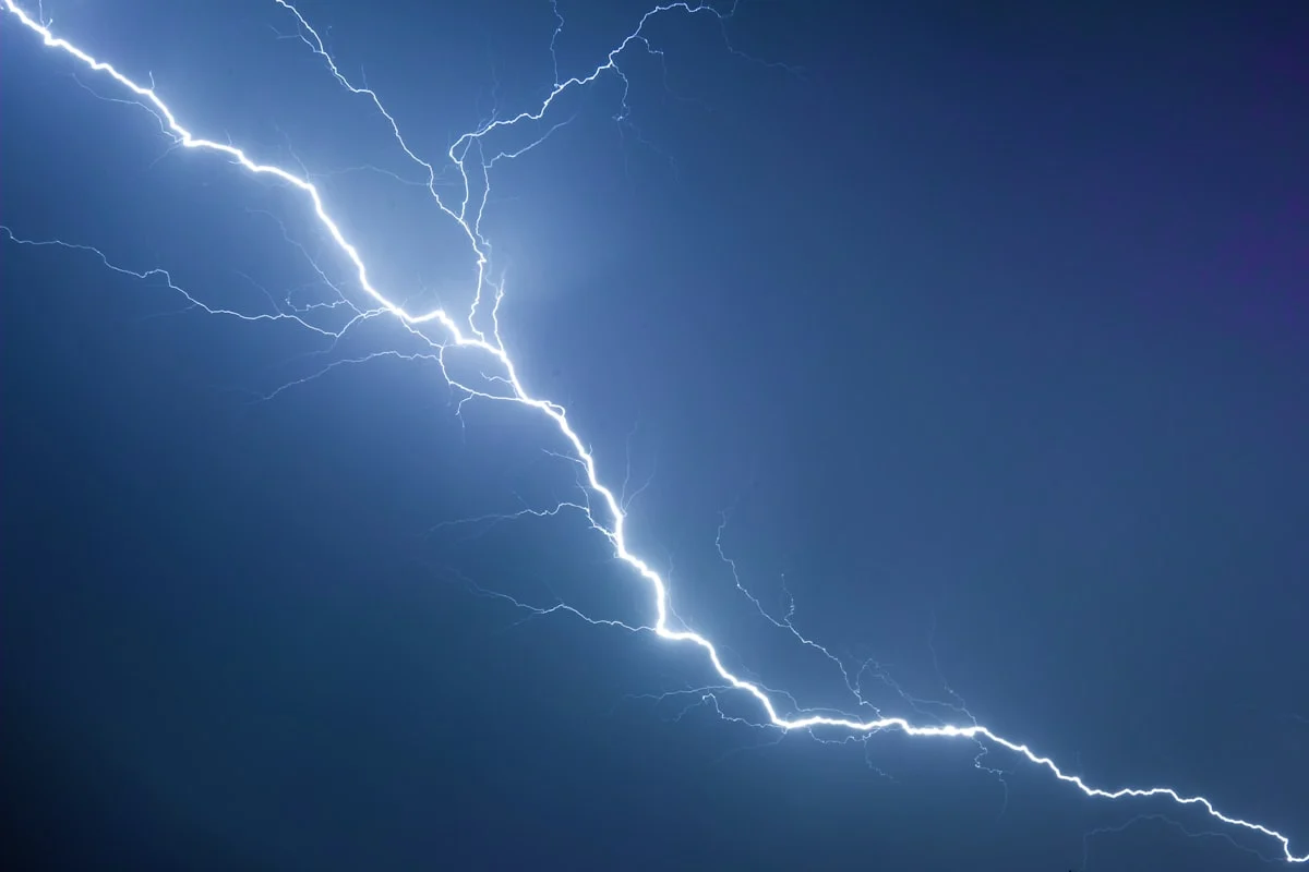 How Does Lightning Form? The Physics of a Lightning Strike