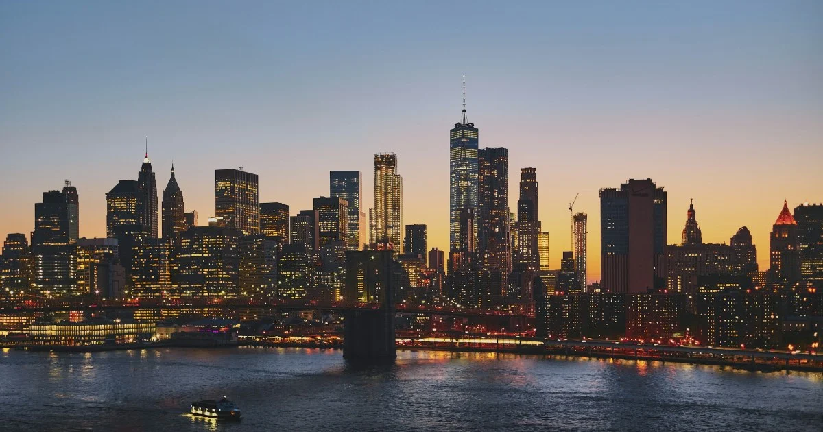 Best Time to Visit New York City: Shoulder Seasons vs. Summer Heat and Winter Storms